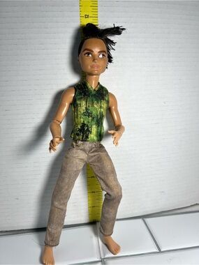 mattel ever after high doll boy hunter huntsman articulated